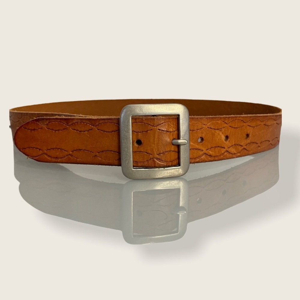 GAP genuine tooled leather belt size S